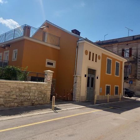 Oskar Amphitheater Apartments And Rooms With Free Parking Pola Esterno foto